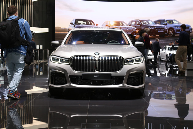 2019日内瓦车展：全新宝马M760Li正式亮相