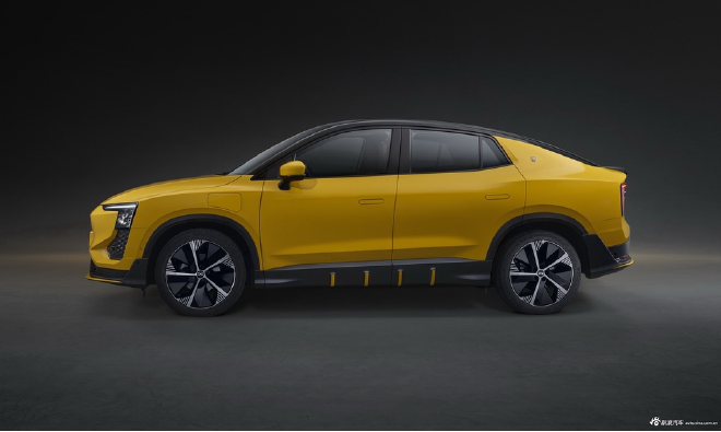 补贴后售价21.99万元 爱驰U6正式上市