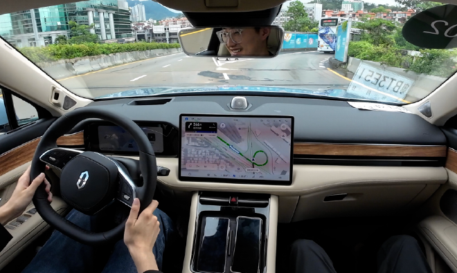 城市领航进入现实?体验华为ADS 2.0高阶智能驾驶系统