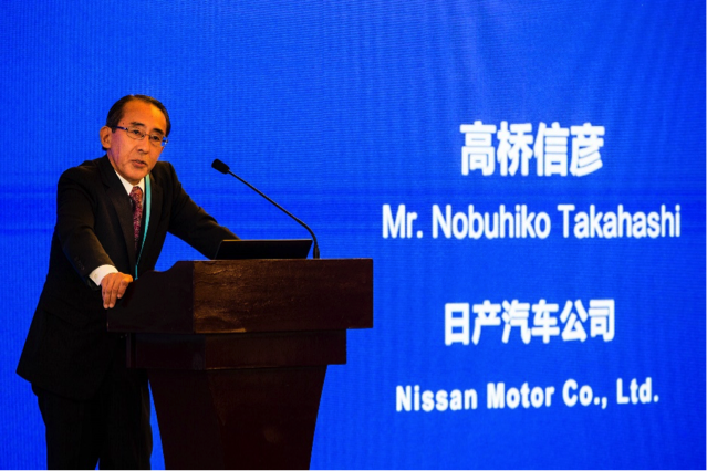 日产汽车公司先行车辆性能开发部部长高桥信彦先生发表主题演讲