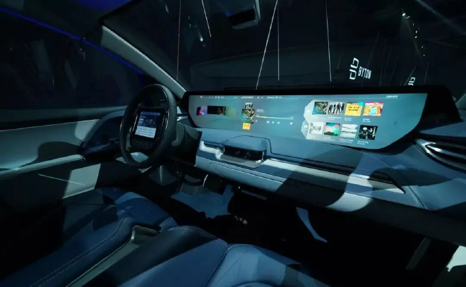 智能座舱绑定手机终端?新能源车企如何建立生态壁垒?