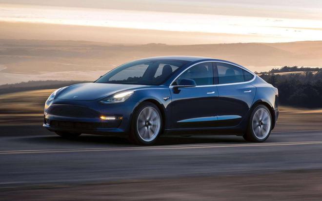 特斯拉Model 3明年三月国内首批交付