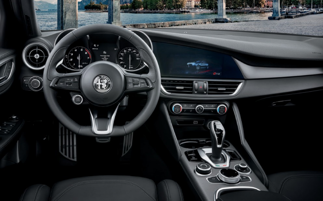 F1新赛季开启 阿尔法·罗密欧多款车型上市