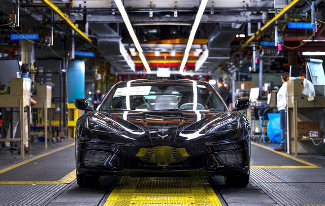 近期将交付 雪佛兰新科尔维特量产下线