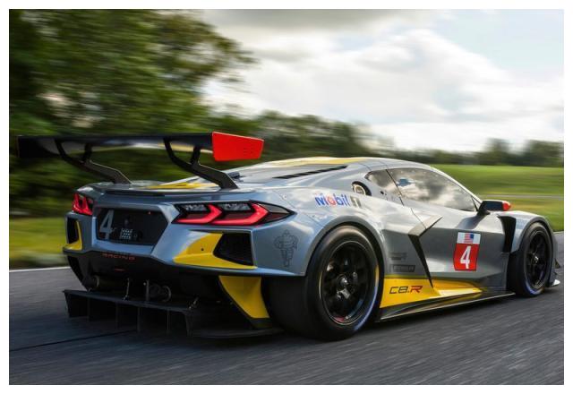 2020款科尔维特Stingray敞篷跑车/C8.R赛车发布