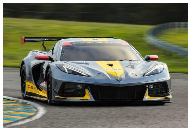 2020款科尔维特Stingray敞篷跑车/C8.R赛车发布