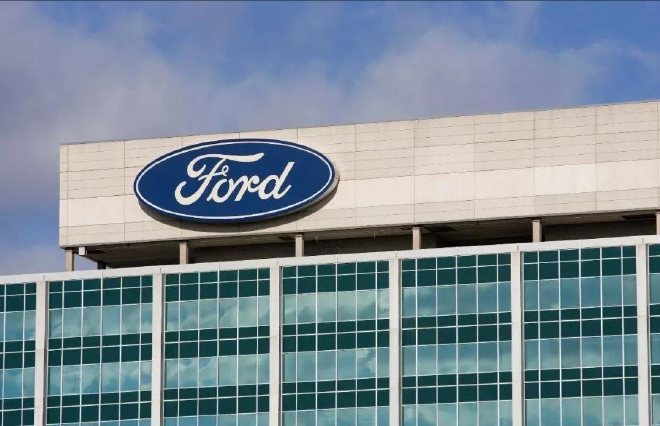 巴拉德宣布与福特卡车合作生产氢燃料电池重型卡车