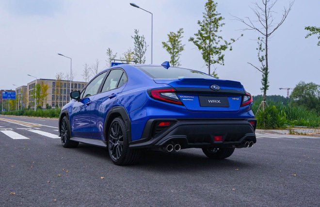 手动乐趣多且乘坐舒适 道路试驾斯巴鲁WRX