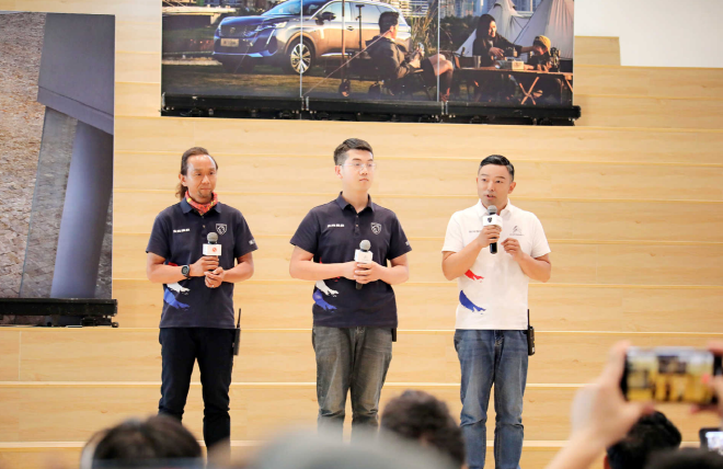 “从故宫到凡尔赛宫”成都站暨神龙汽车32周年庆召开