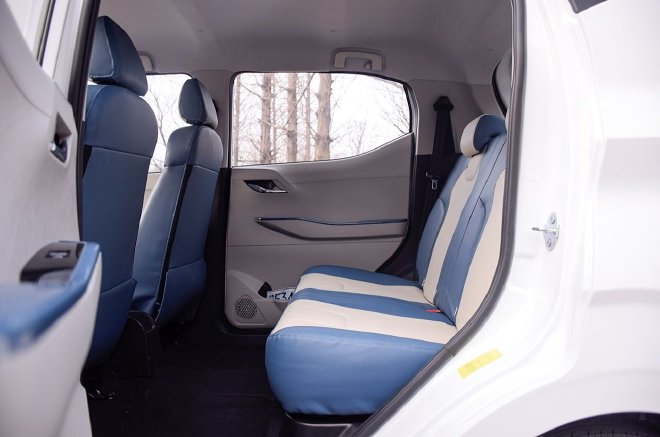 一台拥有大空间的纯电动微型车 试驾未奥BOMA