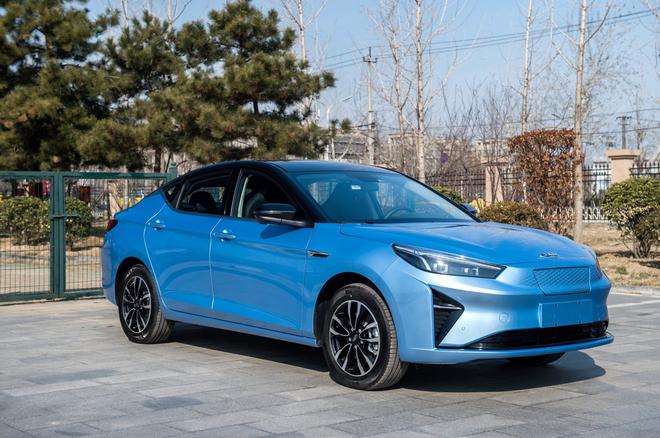 江淮iC5实车到店 NEDC续航达530Km