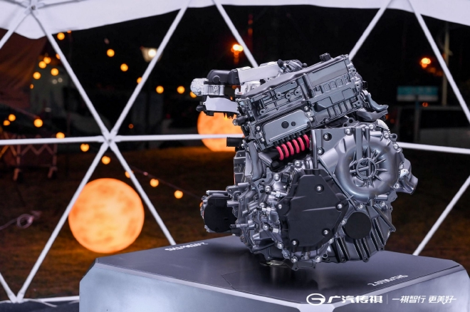 传祺M8宗师上市 售26.98万元-34.28万元