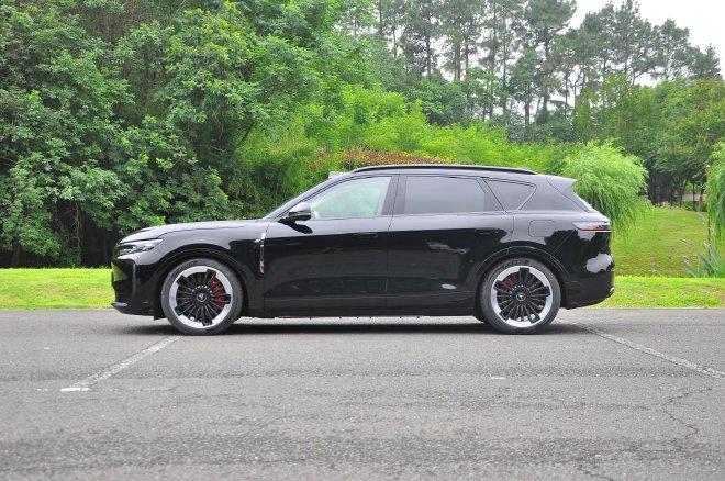 岚图FREE+正式上市 售价21.99-27.99万元