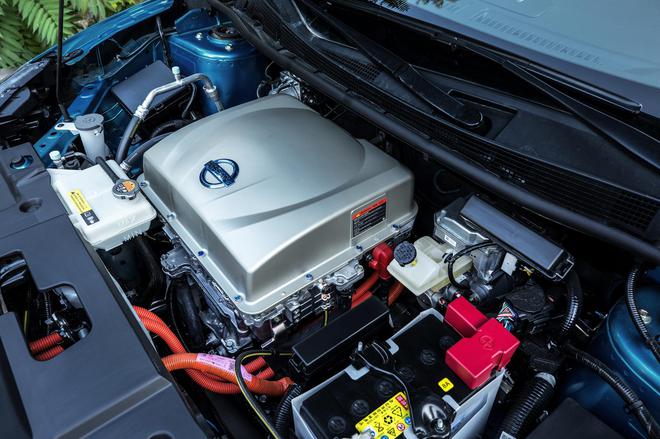 轩逸·纯电电机舱