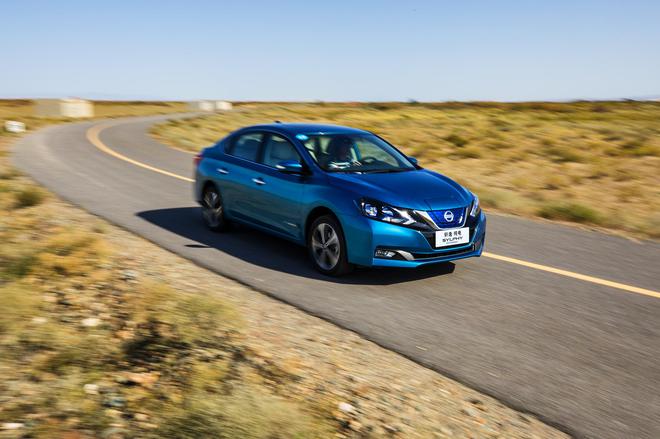 轩逸·纯电外观