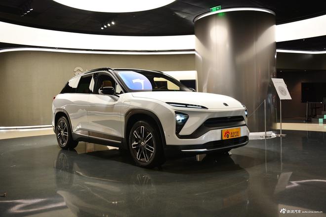 微博CEO“来总”盲选特斯拉MODEL 3 似乎开箱就后悔了