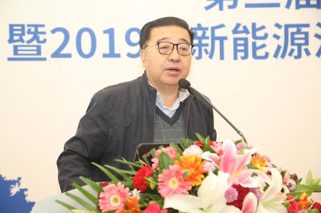中国汽车技术研究中心、情报所主任总工程师黄永和