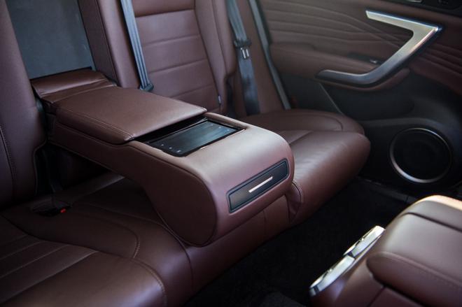 脱口秀演员庞博带你重新认识VV7科技版 智享豪华黑科技