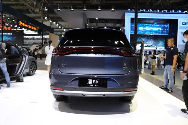2020北京车展：刀片电池是亮点 实拍2021款比亚迪唐EV