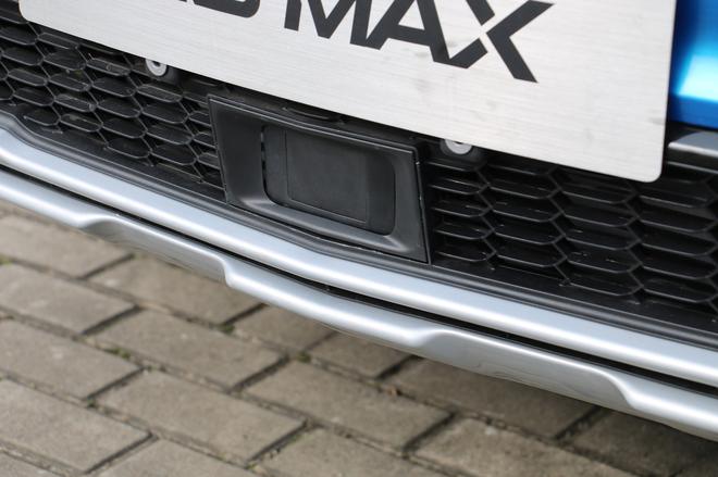 全面“极巨化” 实拍荣威RX5 MAX Supreme