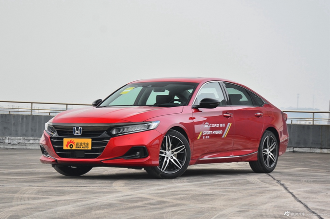 年底你不想买一辆中级轿车吗?这三款依然很香