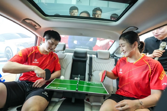 国球国车一起炫!风神携手国乒公益直播传授乒乓技艺
