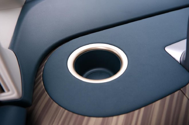 下一辆15万级新能源爆款?宝骏云朵静态实拍