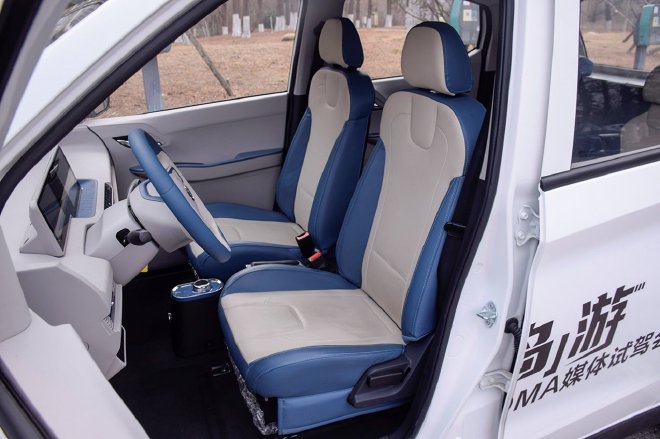 一台拥有大空间的纯电动微型车 试驾未奥BOMA