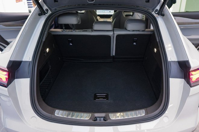 未上市先爆款?2024款腾势N7到店实拍