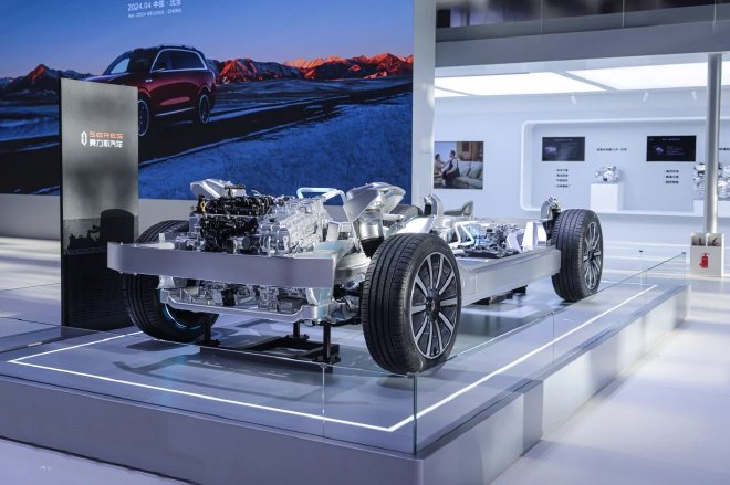 一季度营收增涨4倍净利润转正,赛力斯在新能源领域崭露头角