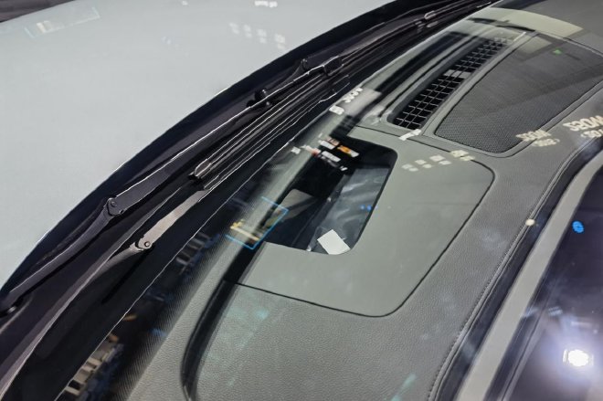 年轻气场全开,实拍上汽大众帕萨特Pro