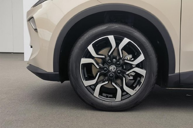 家族化设计 星云平台 静态体验MG ES5