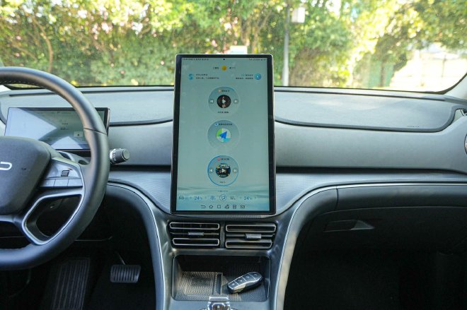 低能耗与高舒适度并存 试驾比亚迪海狮05DM-i