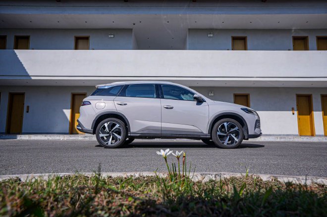 低能耗与高舒适度并存 试驾比亚迪海狮05DM-i