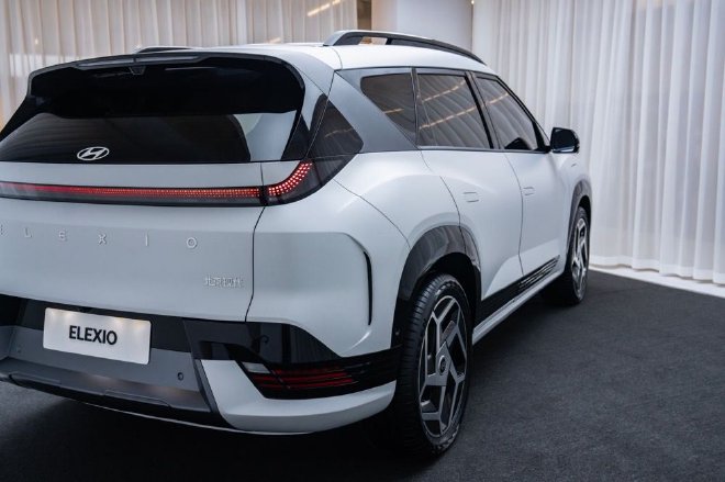 北京现代首款纯电平台SUV ELEXIO全球首秀