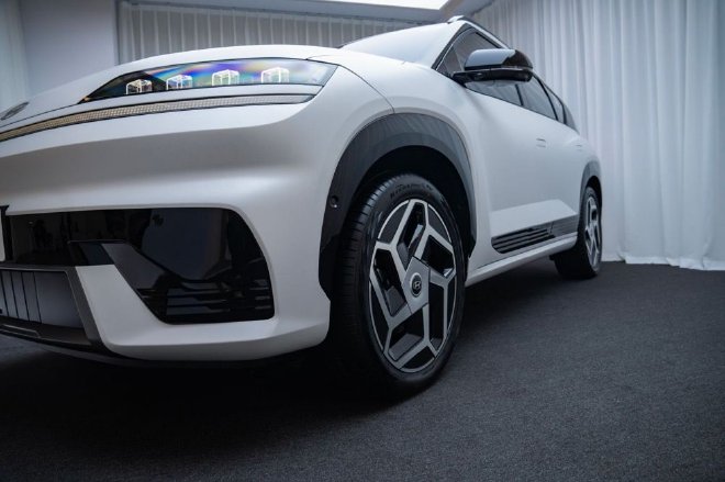 北京现代首款纯电平台SUV ELEXIO全球首秀