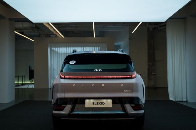北京现代首款纯电平台SUV ELEXIO全球首秀