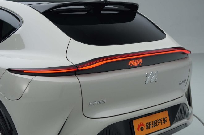 升级也可以做减法 静态体验智己LS7焕新版