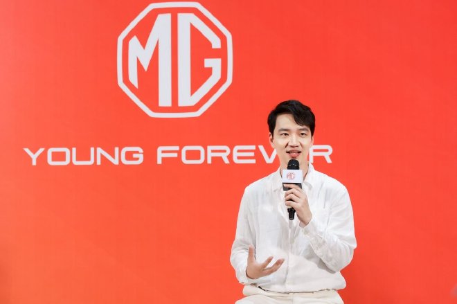 不只是年轻 MG新能源转型的多路径落地