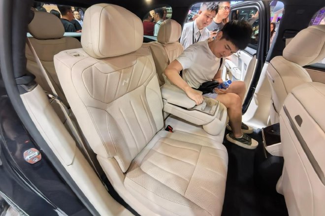 2025成都车展:乐道第10000台L90完成交付