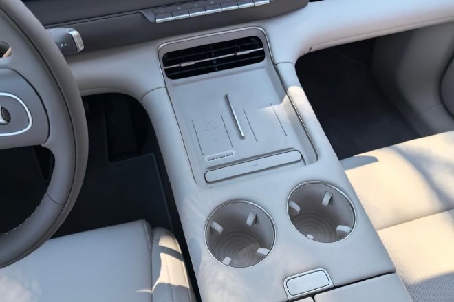 深耕精致市场 试驾新一代智己LS6