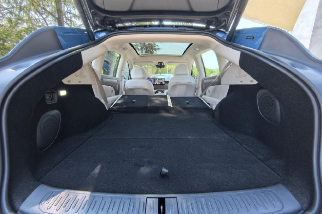 深耕精致市场 试驾新一代智己LS6