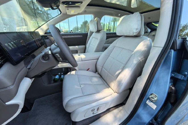 深耕精致市场 试驾新一代智己LS6