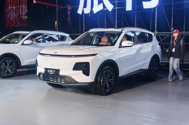 限时6.99万元起 捷途X70超越版/山海L7超越版上市