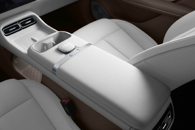长安启源A06/Q05新车型上市 售价8.99万起