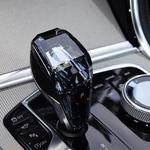 亮点3-换挡杆造型别致