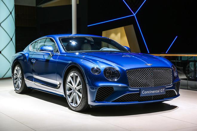 2018北京车展:宾利添越Bentayga V8亮相