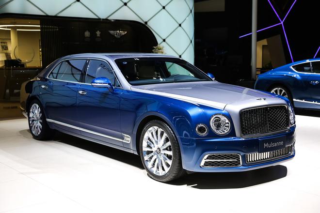 2018北京车展:宾利添越Bentayga V8亮相