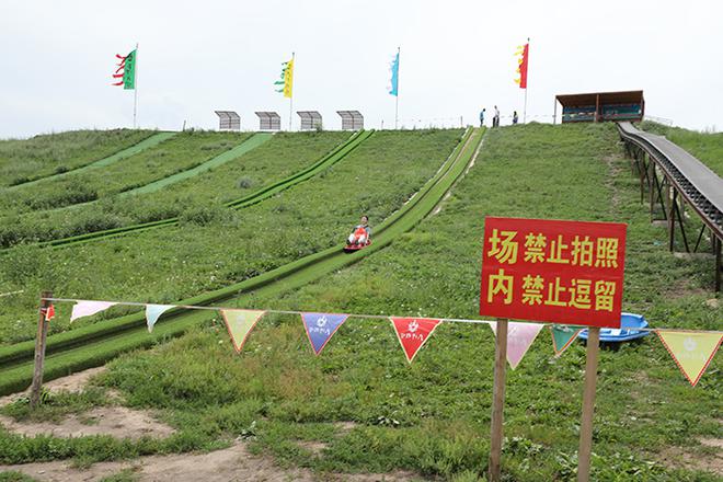 玛莎拉蒂的意式浪漫驰骋在京北草原 Levante让疲惫的旅途被遗忘