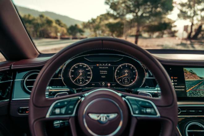 车影志:让人一眼便心动的绝色尤物